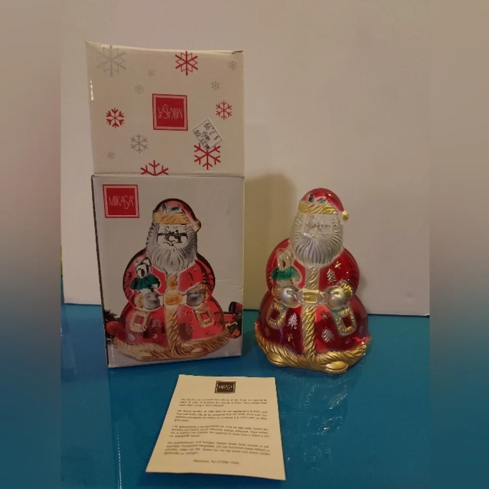 New In Box Mikasa Santa's Glow Red Santa Claus Votive 6